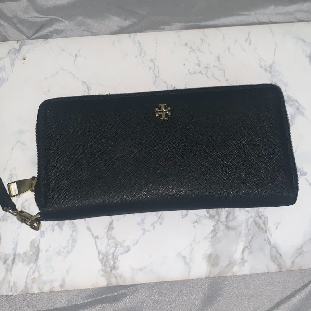 Tory Burch Long Wallet